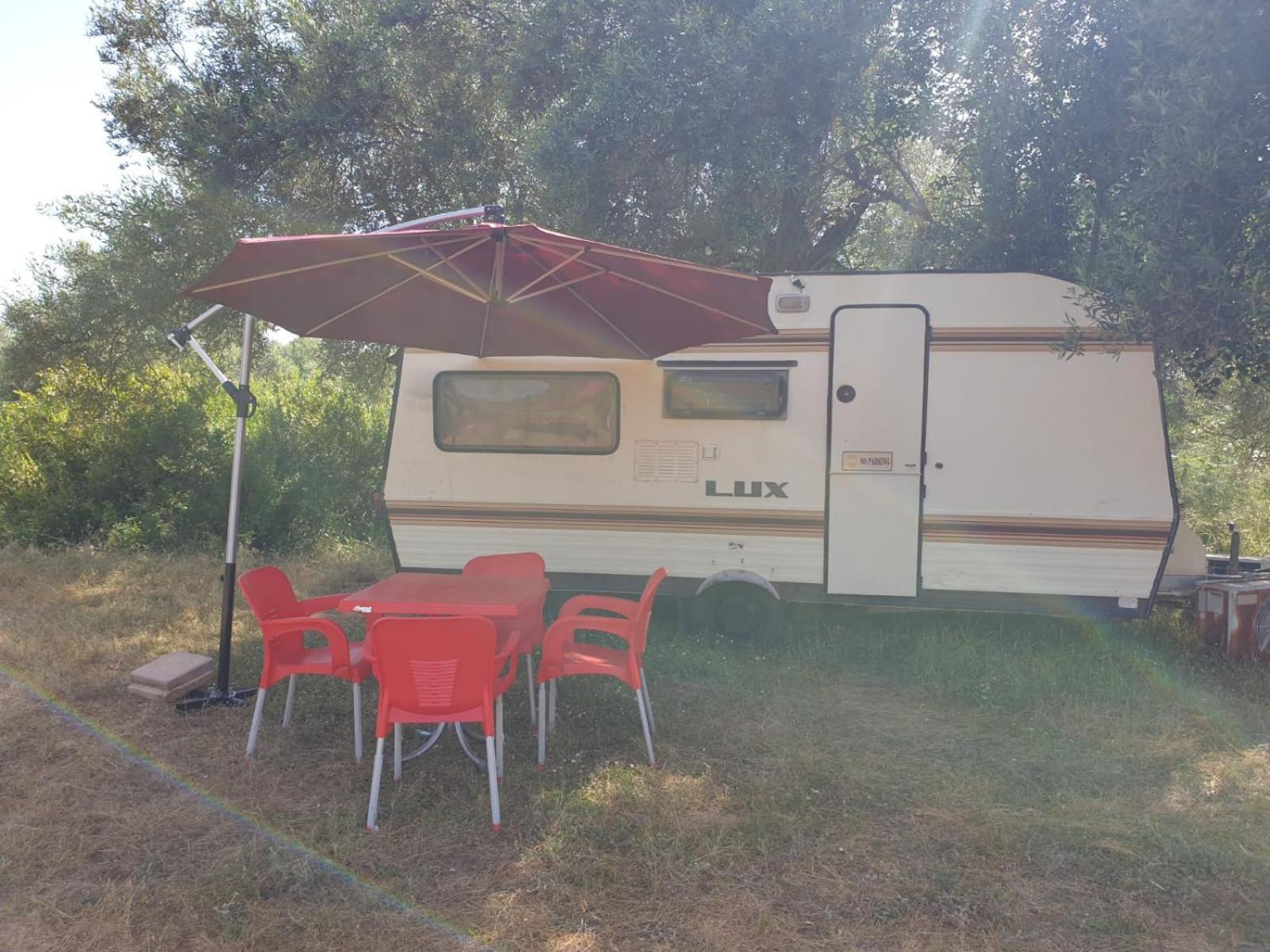 ホテル Aquariumi Jale Camping エクステリア 写真