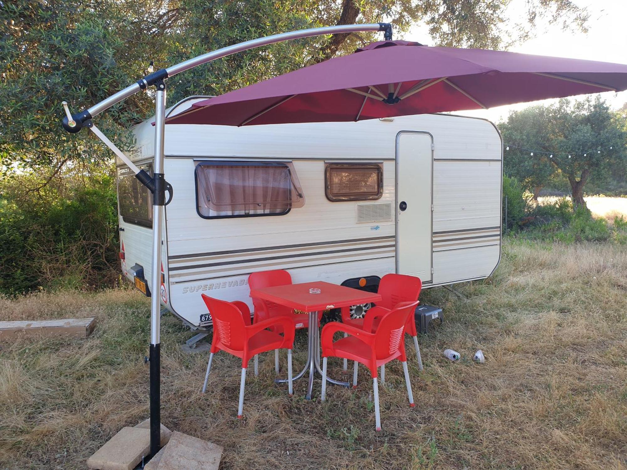 ホテル Aquariumi Jale Camping エクステリア 写真